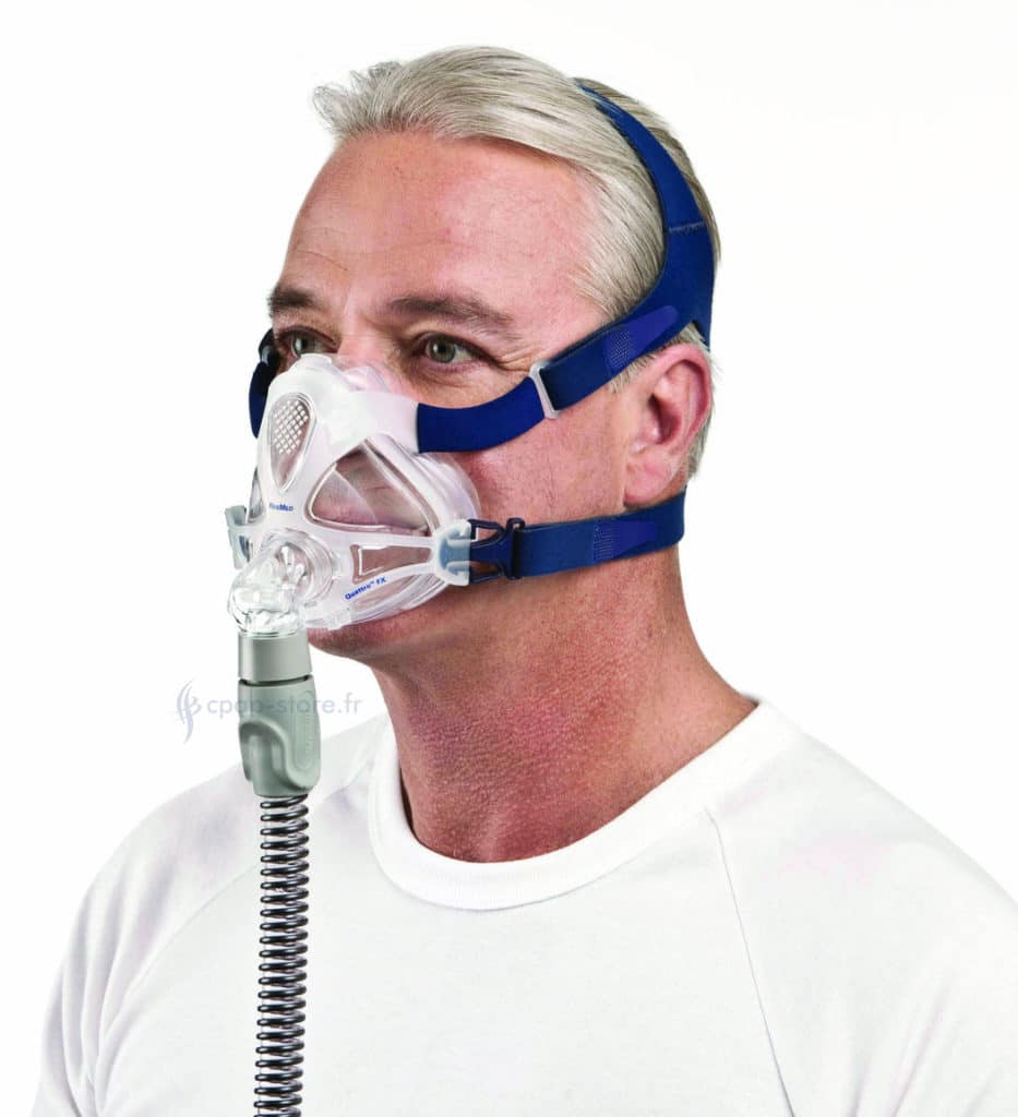 personnage-avec-masque-quattro-fx_cpap-store.fr_.jpg